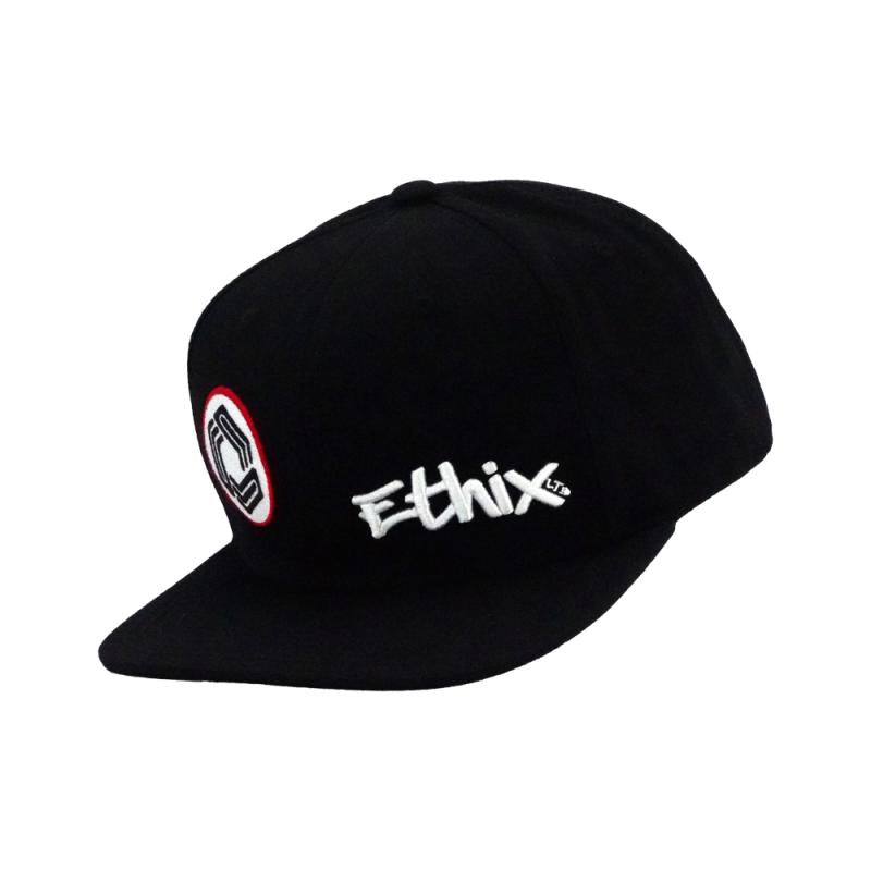 Gorra negra ETHiX Triple E