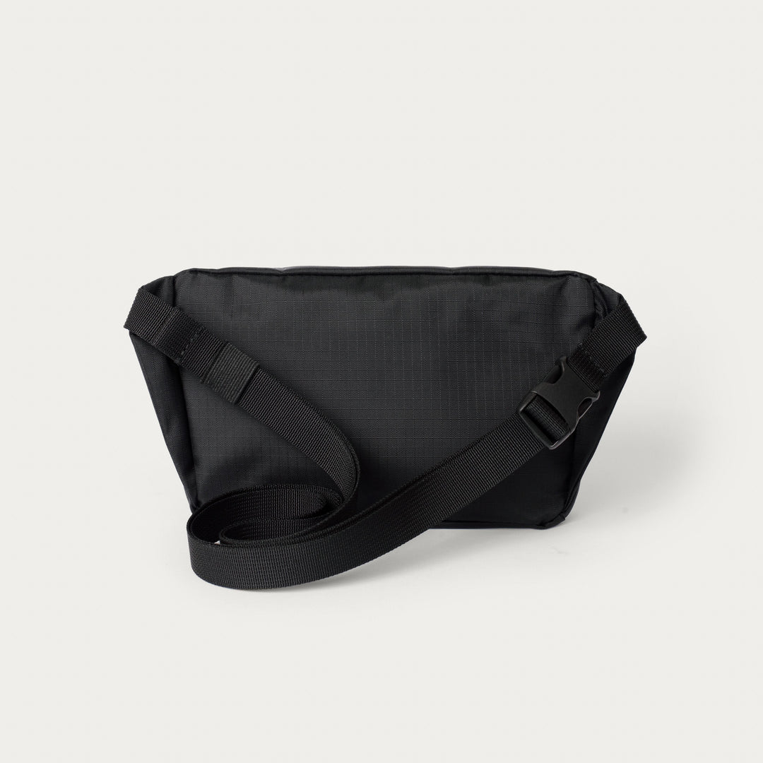 Moment Everything Sling 1L