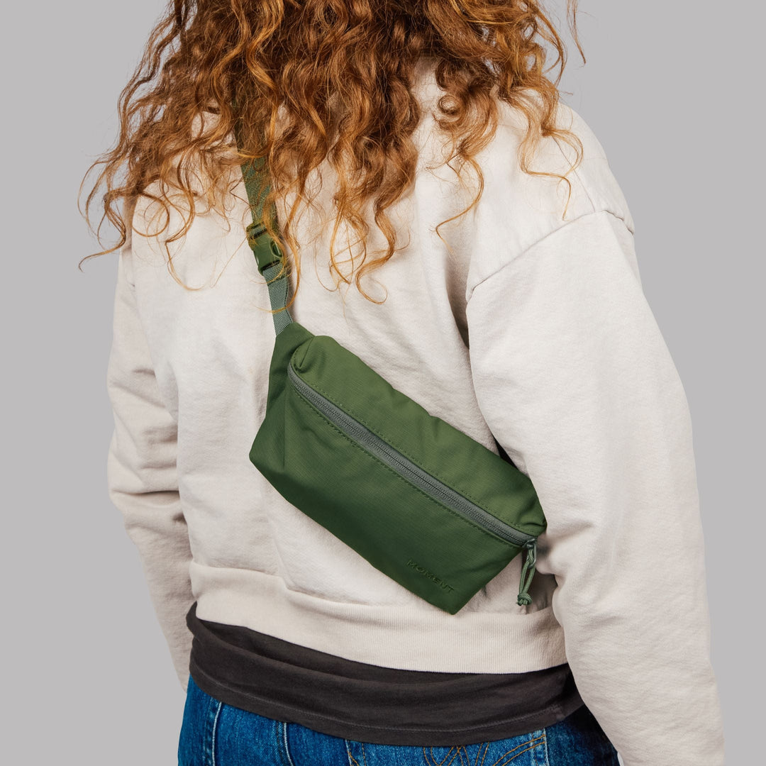 Moment Everything Sling 1L