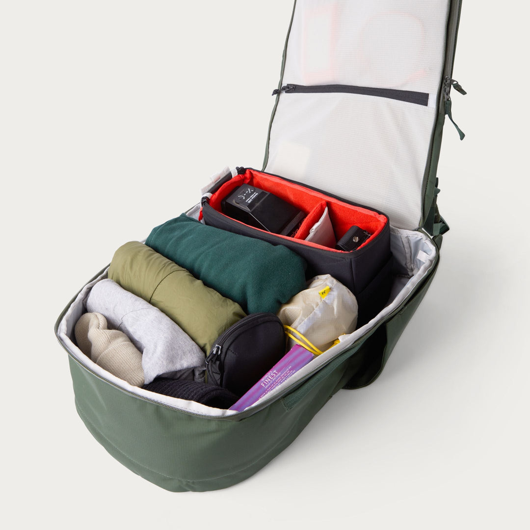 Moment Everything Travel Pack - 28L