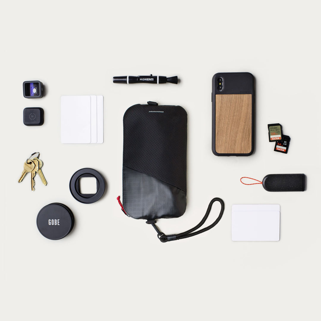Moment Crossbody Wallet