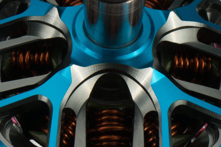 Moteur Five33 HeadsUp 2207 1960Kv