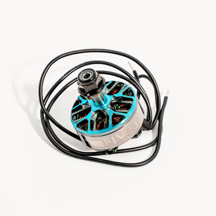 Moteur Five33 HeadsUp 2207 1960Kv