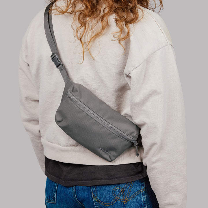 Moment Everything Sling 1L